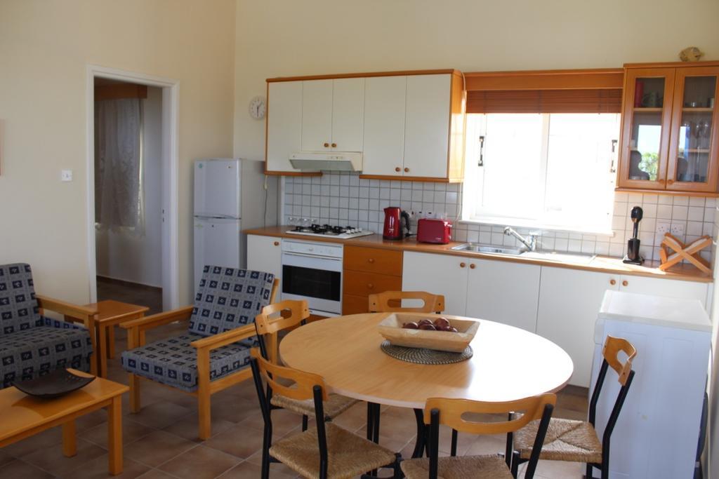 Vila Zenovia Garden House Pissouri Exteriér fotografie